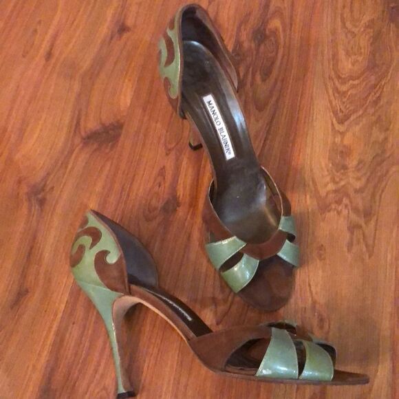 Manolo Blahnik Leather and suede unique heels size 40.5 - Picture 2 of 8